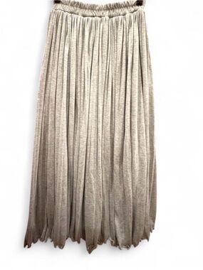 Grey Pleated Flowy Maxi Skirt - Nostalgia